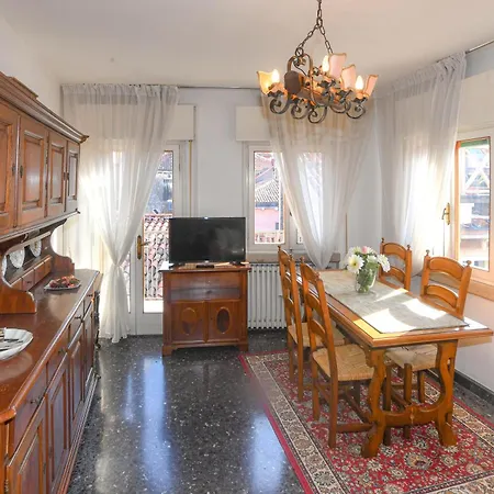 Ca' Ermagora Apartment
